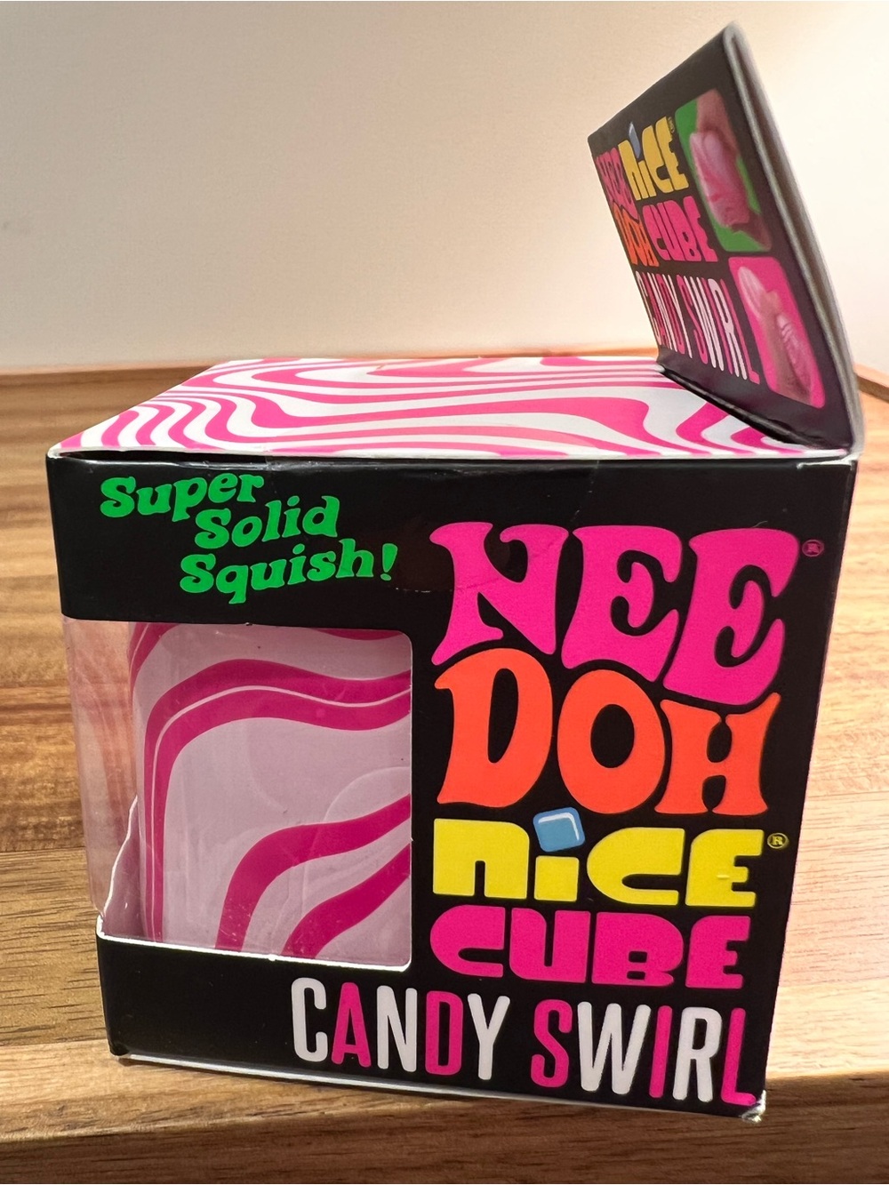 🔥🩷🤍NeeDoh Nice Cube Candy Swirl Super Solid Squish — Pink & White - Picture 4 of 6